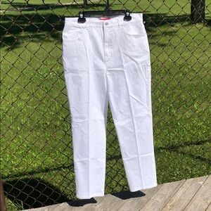 Gloria Vanderbilt White Jeans Size 16 Classic Stretchy NWOT #718